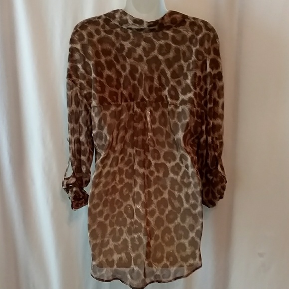 Leopard Print Chiffon Hi-Lo Top - Picture 5 of 7